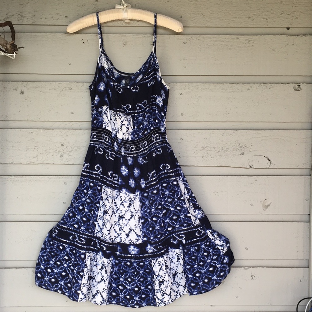 LUCKY BRAND BOHO STYLE TIE DYE PATCHWORK LOOK SUNDRESS EASY BREEZY SOFT RAYON